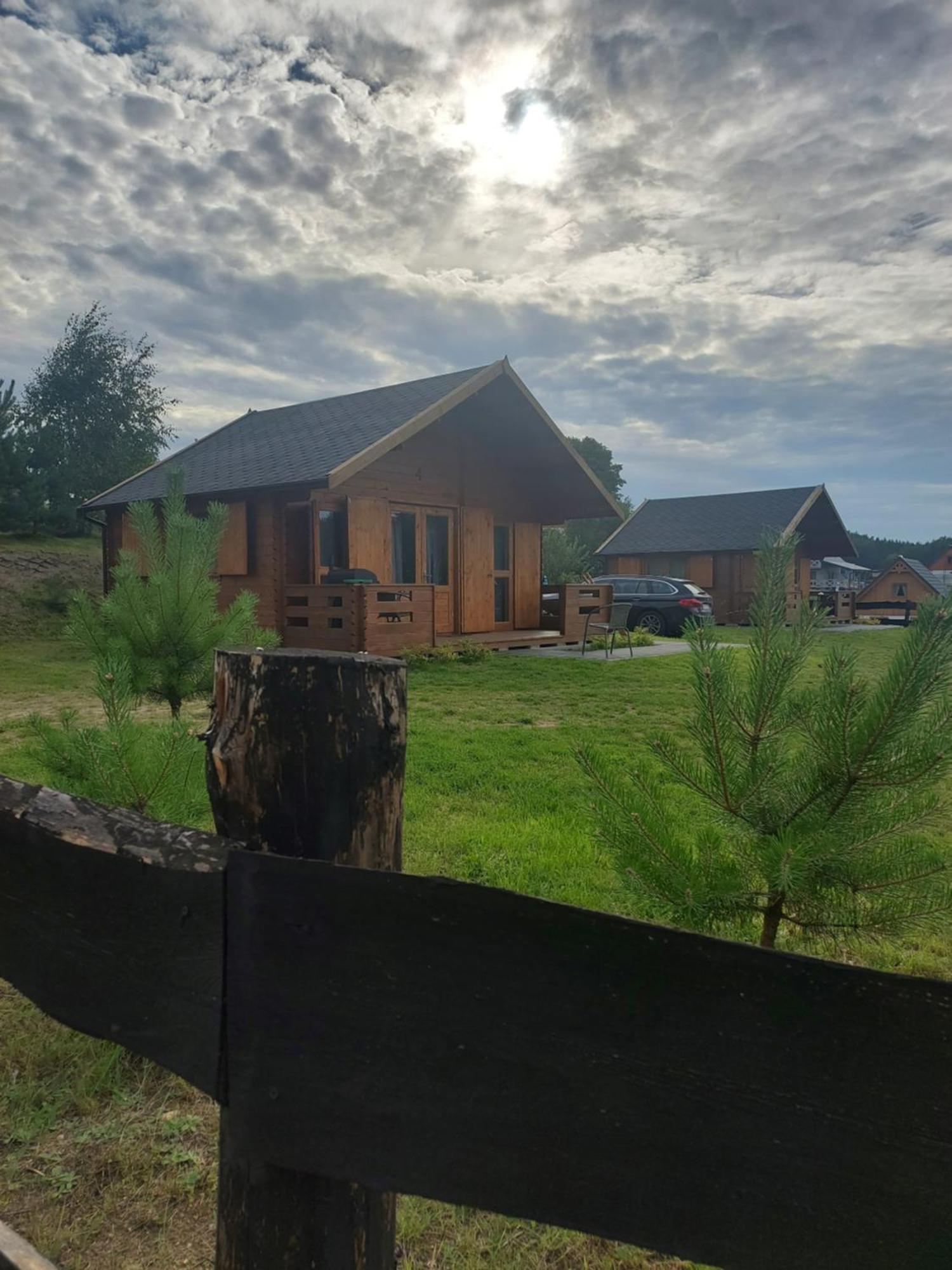 Kaszubskie Laki Lakie Exteriör bild